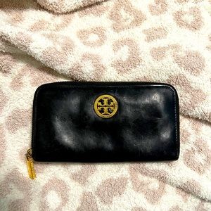 Tory Burch continental wallet